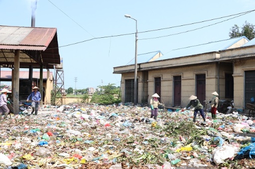 Đẩy nhanh tiến độ xây dựng nhà máy xử lý rác thải của huyện tại xã Đông Lỗ