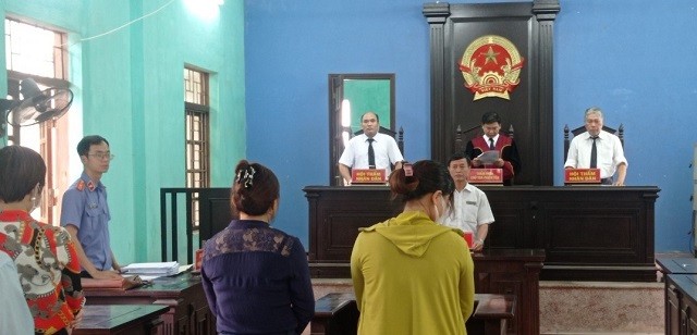 Tòa án nhân dân huyện Hiệp Hòa xét xử sơ thẩm công khai vụ án hình sự “chống người thi hành công vụ”
