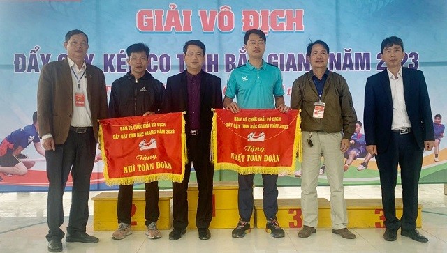 Đoàn Hiệp Hòa đạt giải Nhì toàn đoàn đẩy gậy tỉnh Bắc Giang