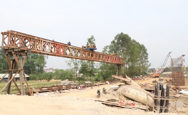 Hoàn thành GPMB Dự án Xây dựng cầu và đường kết nối huyện Hiệp Hòa với thị xã Phổ Yên, tỉnh Thái...