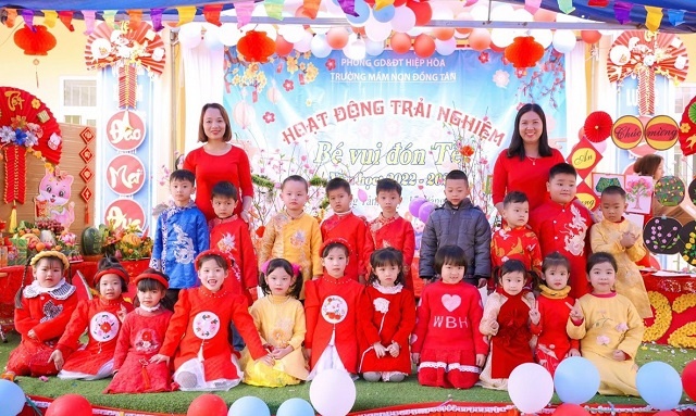 Trường Mầm non Đồng Tân tổ chức hoạt động trải nghiệm “ Bé vui đón Tết”
