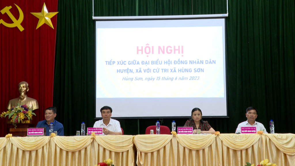 Đại biểu HĐND 2 cấp tiếp xúc cử tri tại xã Hùng Sơn