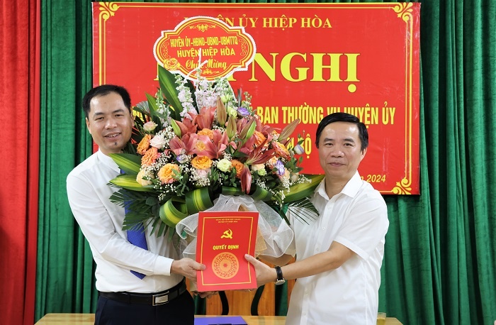 Đồng chí Mẫn Quý Yên giữ chức Bí thư Đảng ủy xã Đông Lỗ