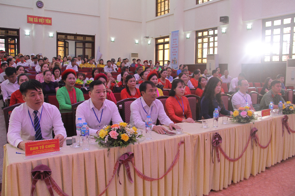 Việt Yên tổ chức Hội thi “Tìm hiểu kiến thức pháp luật về gia đình và phòng, chống bạo lực gia...