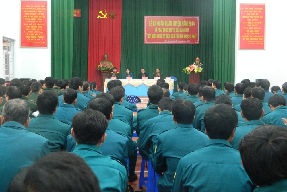 Ban CHQS huyện Hiệp Hòa ra quân huấn luyện năm 2014